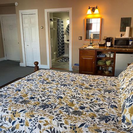 Bristol Suites Luaran gambar