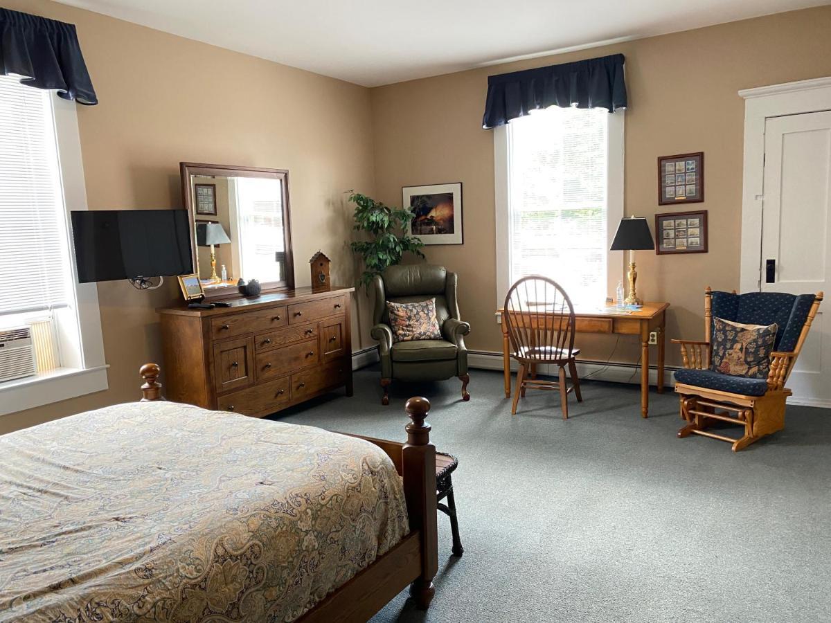 Bristol Suites Luaran gambar