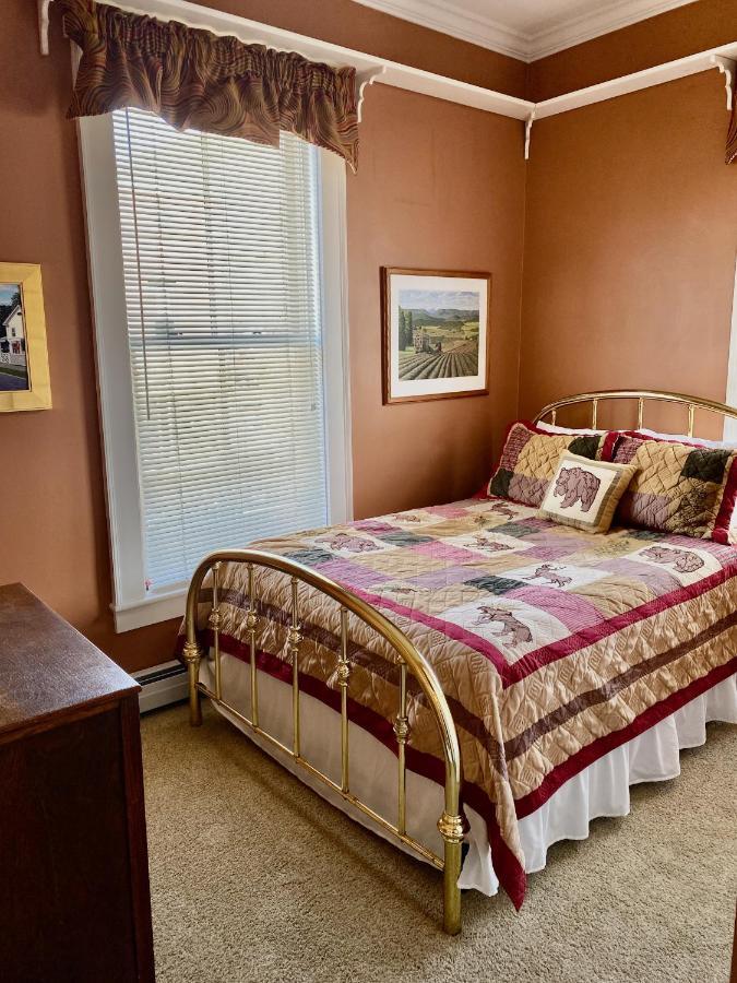 Bristol Suites Luaran gambar