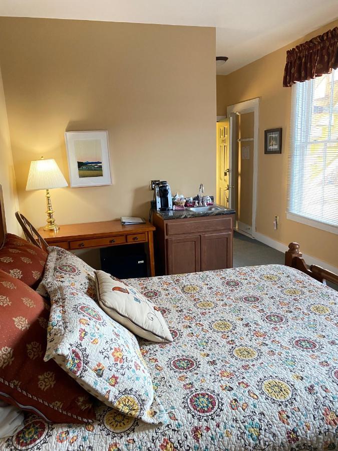 Bristol Suites Luaran gambar