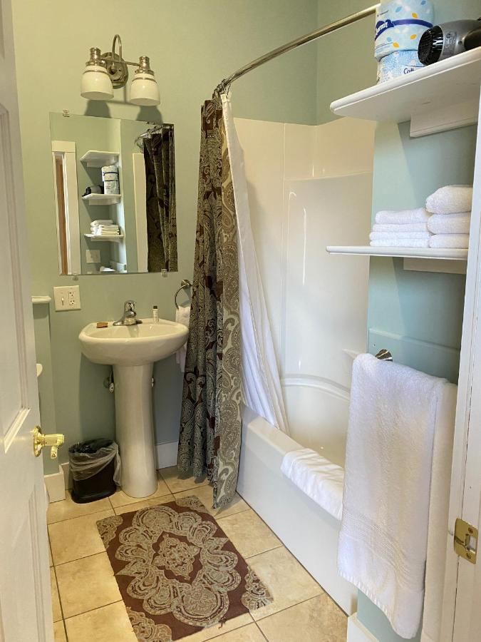 Bristol Suites Luaran gambar