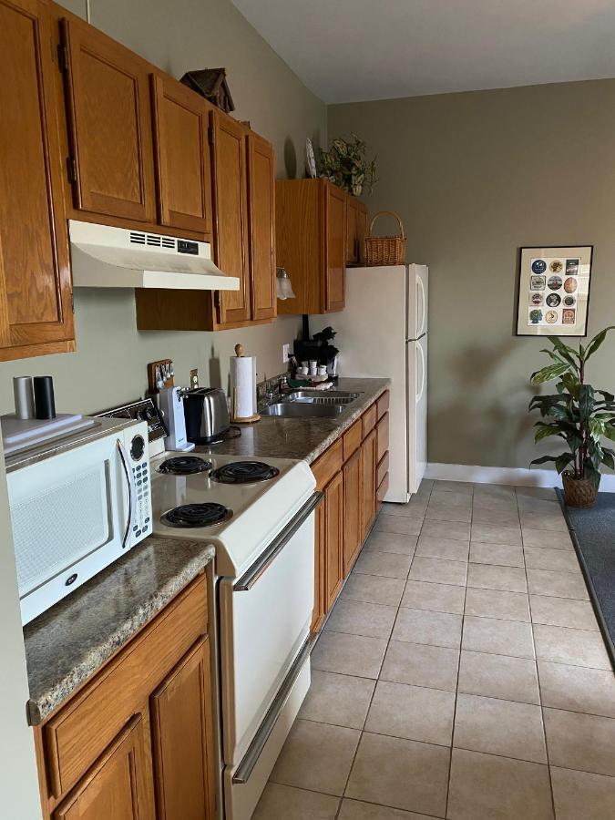 Bristol Suites Luaran gambar