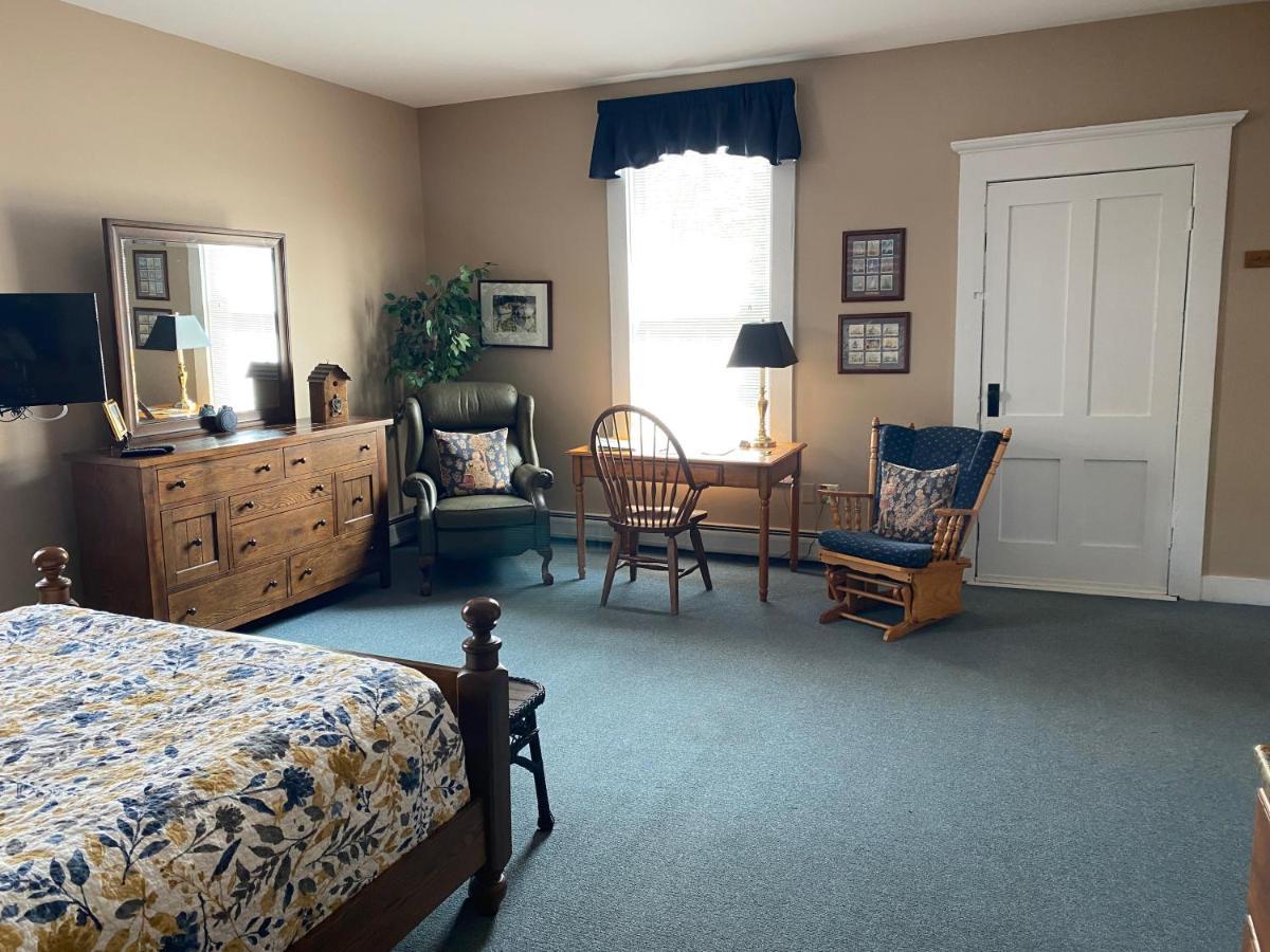 Bristol Suites Luaran gambar