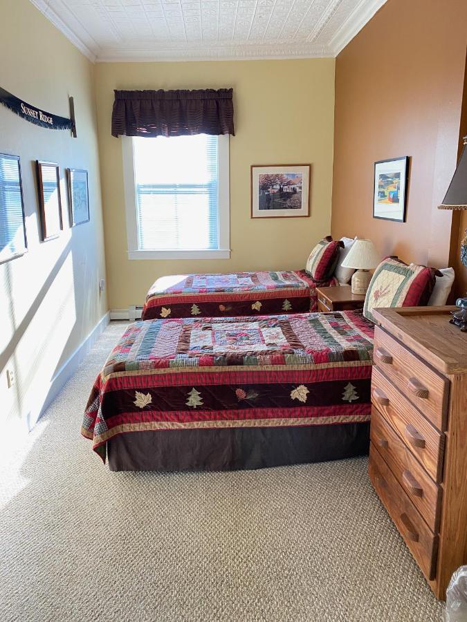 Bristol Suites Luaran gambar