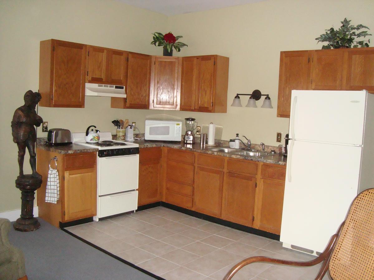 Bristol Suites Luaran gambar